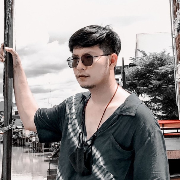 ดีจริงๆนะ ทุกอย่างมันง่ายมากๆ ทั้งสุ่มเลือกนักเรียน จับเวลา ให้นักเรียนตอบคำถามได้ทั้งแบบเลือกตอบ พิมพ์ข้อความตอบ นักเรียนส่งคลิปเสียงได้ ส่งคลิปวีดีโอก็ได้ ครูตรวจและให้ดาวนักเรียนได้เลย โดยที่เราไม่ต้องออกจากหน้า PPT ไปหน้าอื่นๆเลย ดีมากๆ ชอบจริงๆ ทีมงานก็ติดต่อรวดเร็วมาก และใส่ใจให้บริการดีมากๆ เราอยู่ ตปท ติดปัญหานิดหน่อยในการใช้งานทีมงานก็ใส่ใจดูแลอย่างดี ขอบคุณมากครับ แนะนำคุณครูทุกคนควรมี ทุกโรงเรียนควรสนับสนุนเครื่องมือดีๆแบบนี้ให้ครูจริงๆ